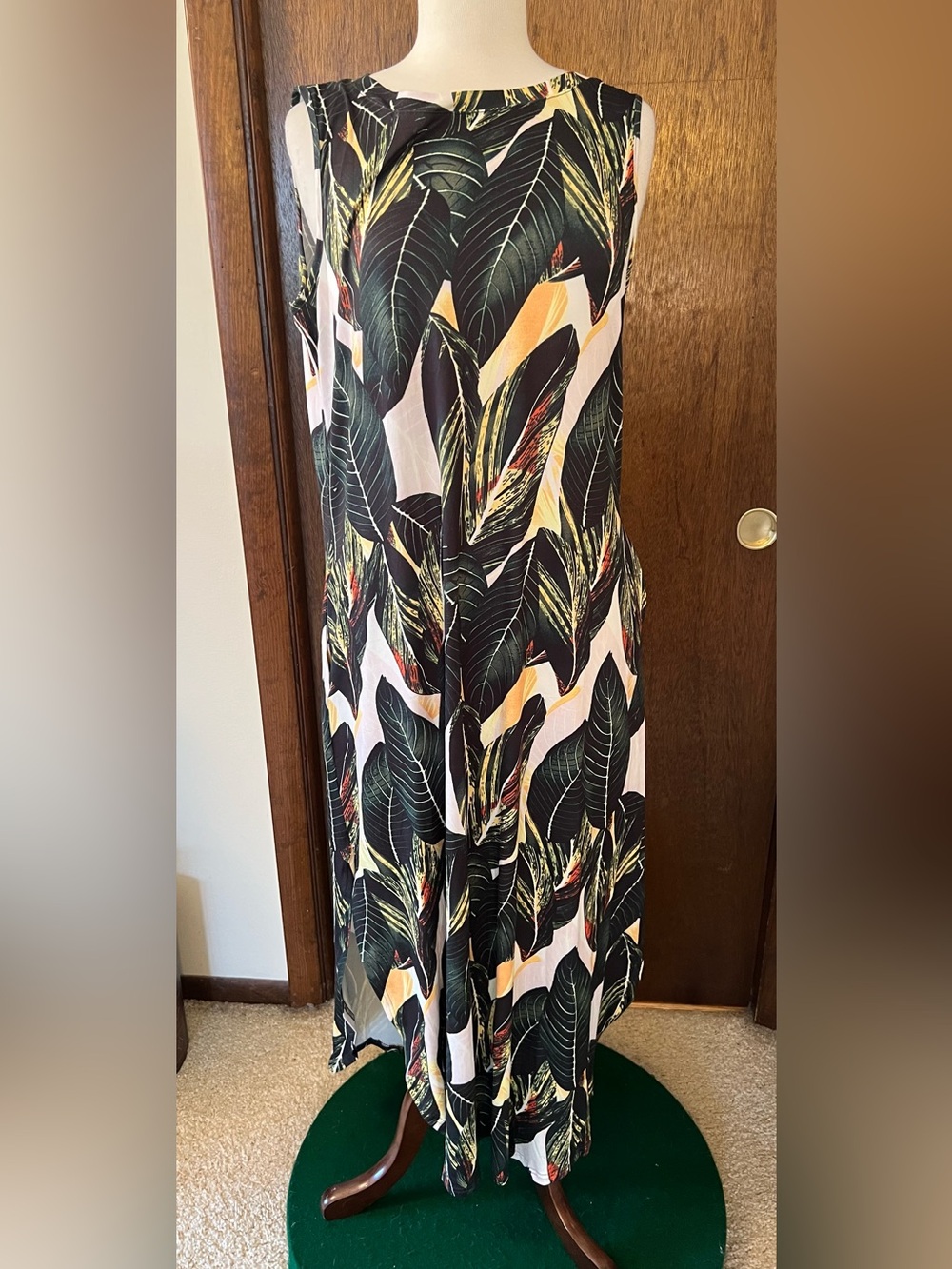 Hount Large Tropical Leaf Print Maxi Dress - Black & Green